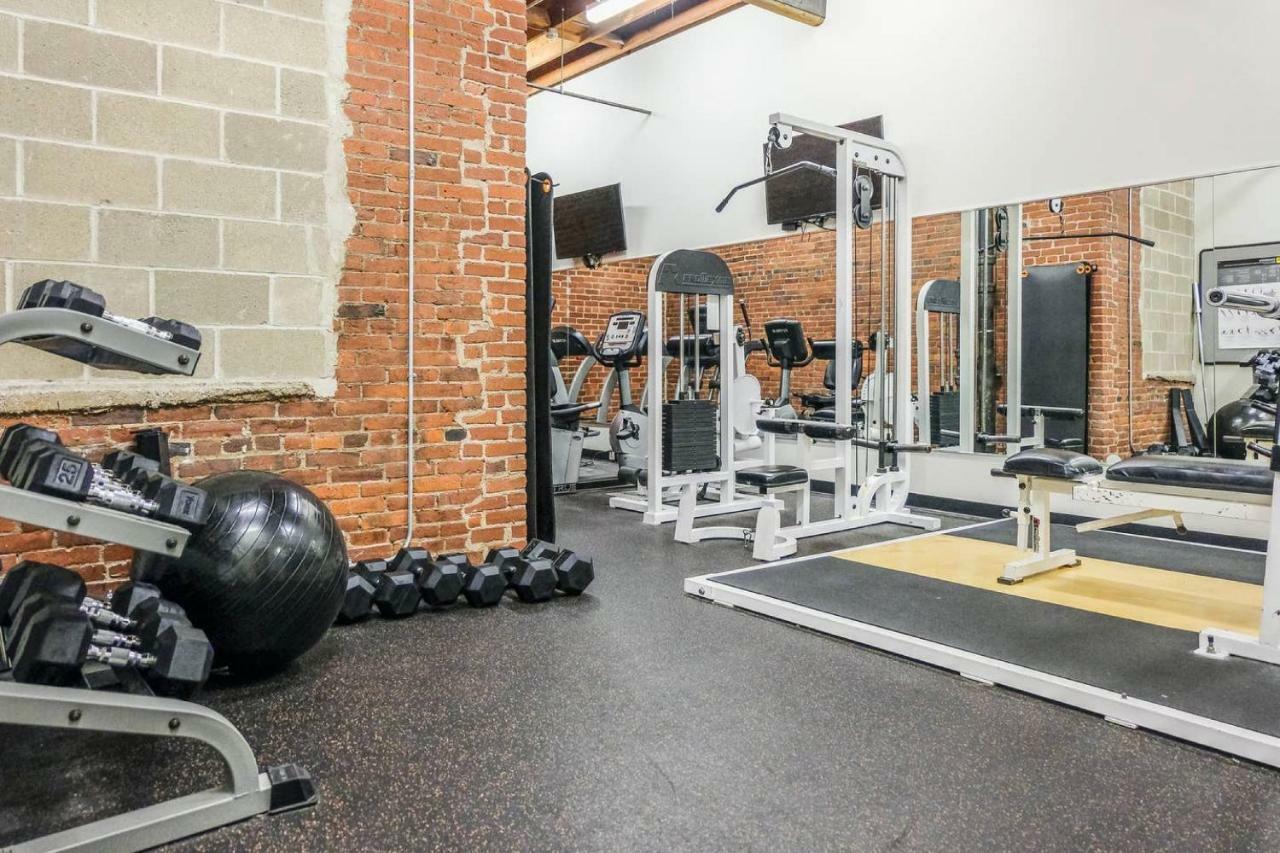 Frontdesk Aria Cultural District Lofts Downtown Pittsburgh พิตต์สเบิร์ก ภายนอก รูปภาพ